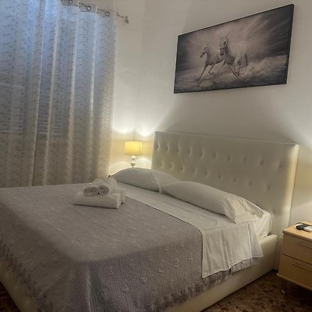 Alloggio Turistico Di Fuoco C 罗马 外观 照片
